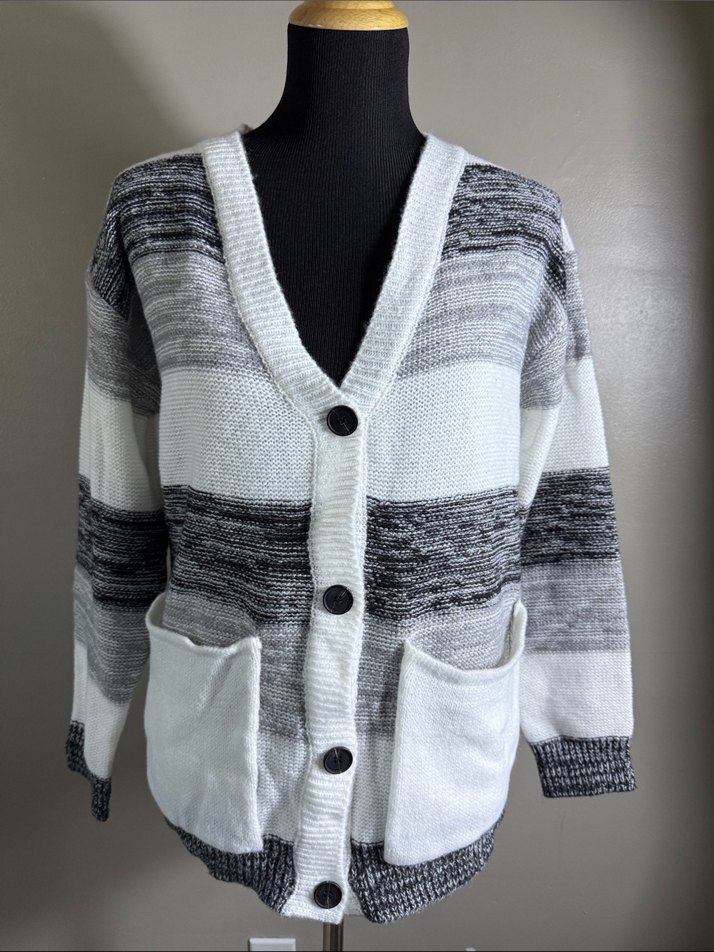 Cozy Women's Black, Gray & White Striped V-Neck Button Cardigan Sz M